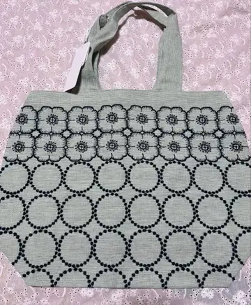 미나 페르호넨 파니니 백 아네모네