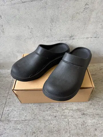 OOFOS 블랙 우크로그 27