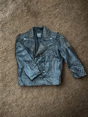 [ 미착용 새상품 ] 스터드 장식 천연 가죽 더블 라이더 자켓