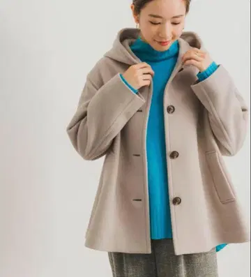 어반 리서치 숏 기장 A라인 푸드코트 베이지