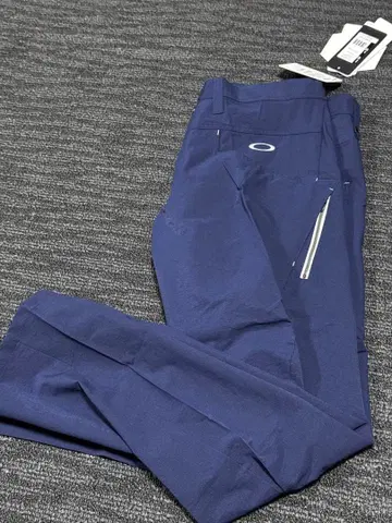[ 미사용 새상품 ] Oakley 네이비 골프 팬츠