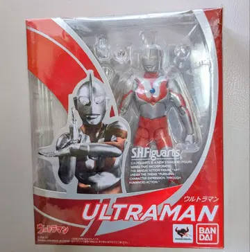 BANDAI SHFiguarts 울트라맨