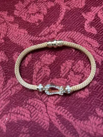 메쉬 디자인 스톤 포함 팔찌