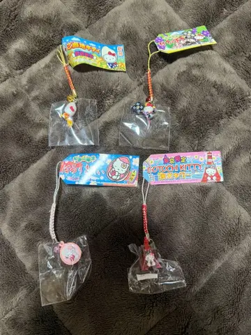 헬로키티 지역 한정 매달기 스트랩 4개 세트