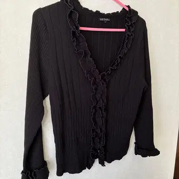 23구 브라운 계열 V넥 스웨터