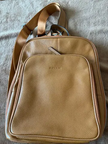 브라운 가죽 럭색/백팩 [ 미사용 새상품 ] 가격 인하