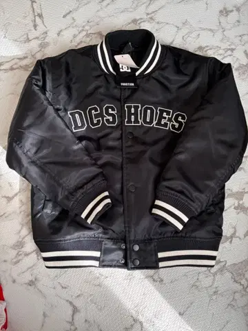 DC SHOES 블랙 바시티 자켓 130 사이즈