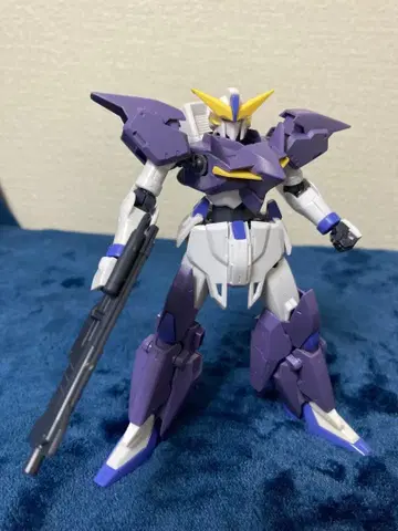 조립 완료 건담 프라모델 정크 HG 건담 테르티움