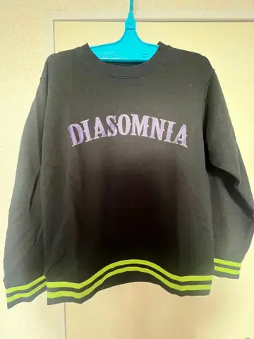 디즈니 트위스티드 원더랜드 맨투맨 디아소니아