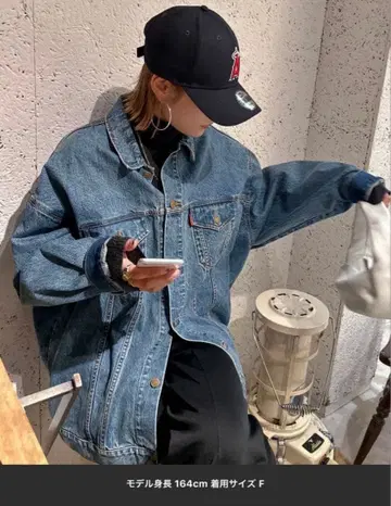 라이트 블루 오버 사이즈 데님 자켓 F