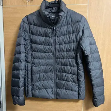 UNIQLO 그레이 다운 자켓 M 사이즈 여성용