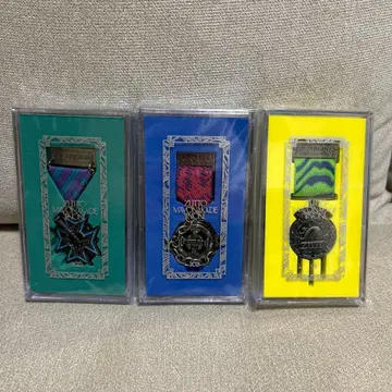 계속 한밤중이면 좋을 텐데 계속 한밤중이면 좋을 텐데 훈장