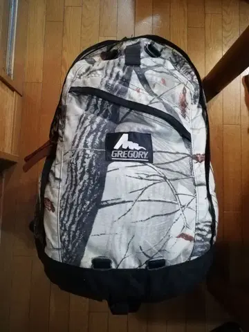 GREGORY 카모플라쥬 백팩 리얼트리 스노우카모 데이팩 구형 택
