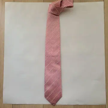 Moschino 핑크 스트라이프 넥타이