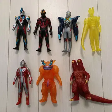 울트라맨 시리즈 피규어 7체 세트 카드 없음