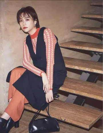 N.Natural Beauty Basic 도트 버튼 오버롤 스커트