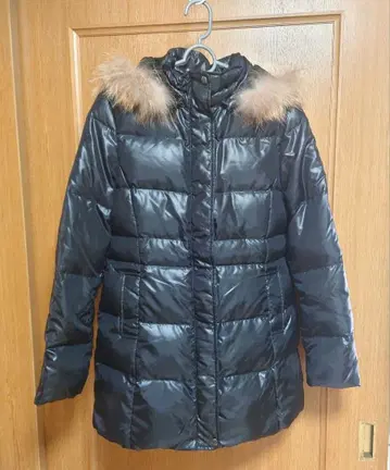 히어즈 HERE'S 퍼 후드 부착 다운 코트 M 블랙 이토킨