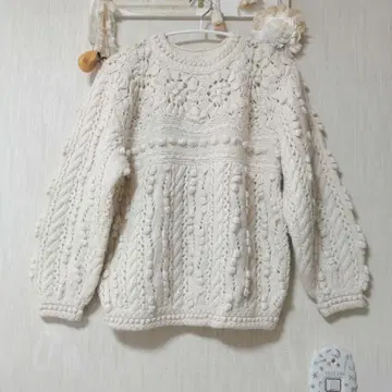 폼폼 니트 스웨터 빈티지 레트로 구제 의류 아이보리