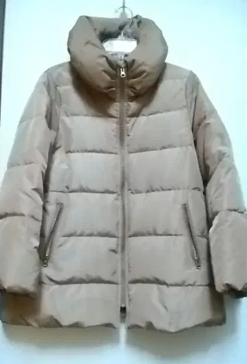 베이지 퀼팅 다운 자켓