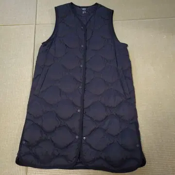 UNIQLO ULTRA LIGHT DOWN 다운 베스트 블랙