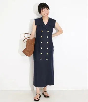 베르메이유 페예나 세일러 카라 원피스