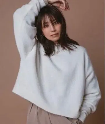 FORME 알파카 에어리 니트 화이트 히가시하라 아키 포름