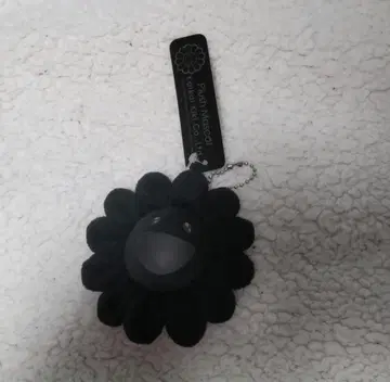 무라카미 다카시 올블랙 플라워 키체인 카이카이키키