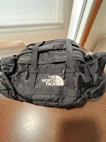 THE NORTH FACE 힙색
