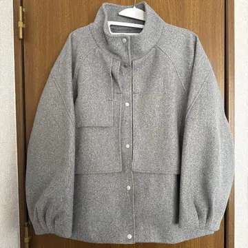 Notch 그레이 하이넥 자켓