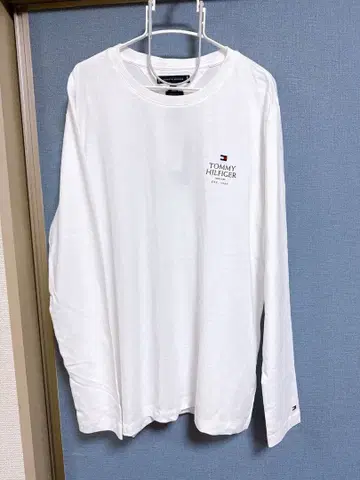 TOMMY HILFIGER XL 화이트 롱 슬리브 T셔츠