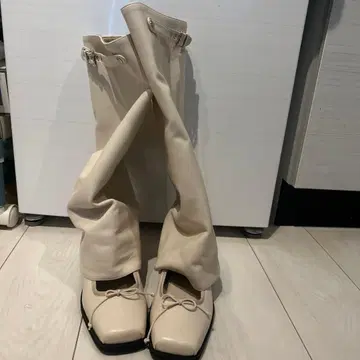 ASURA LEATHER MARY JANE BOOTS