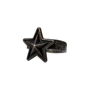 [ Cody Sanderson ] Small Star Ring