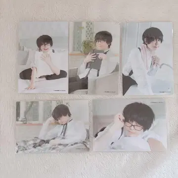 집사 가극단 꽃의 배제 백합 들판