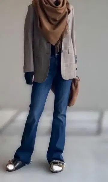 컨디션 최상 [뮤즈 두지엠 클라세] 테일러드 자켓 체크 브라운