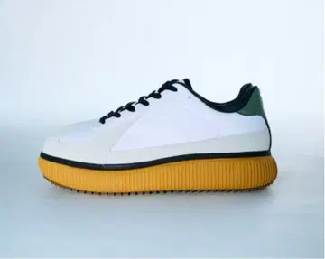 오니츠카타이거 데레시티 23.5cm