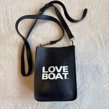 LOVE BOAT 블랙 숄더백
