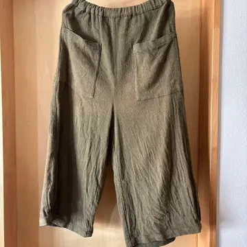 올리브 그린 와이드 팬츠