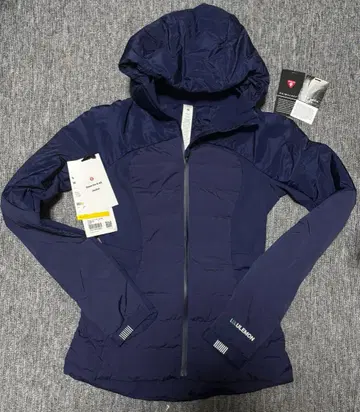 룰루레몬 Down for It All 다운 자켓 사이즈 4