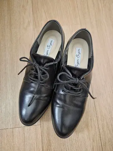 베이직 레이스업 슈즈 M 사이즈