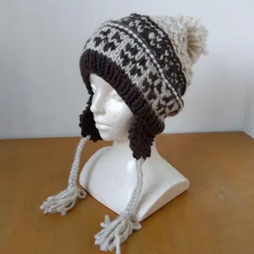 손뜨개질 페어아일 패턴 니트 모자 브라운 화이트