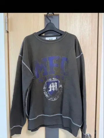 MFC 로고 크루넥 맨투맨 그레이