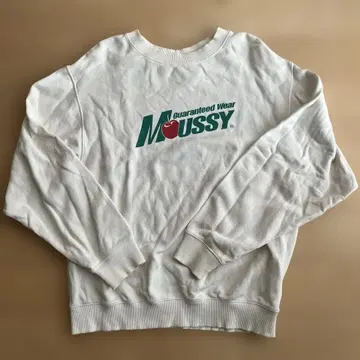 Moussy 로고 화이트 맨투맨