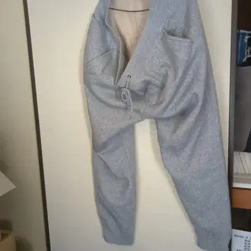 UNIQLO 그레이 스웨트 팬츠 4XL
