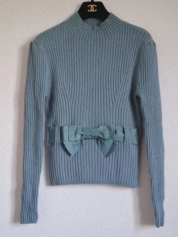 [ 새상품급 ] M'S GRACY 스테디셀러 리본 리브 니트탑