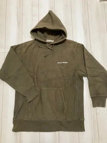 [glam,D WORKS] 올리브 후드 부착 후드티