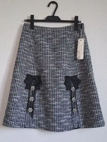 [ 새상품 ] Super Beauty 비쥬 리본 라메 트위드 스커트