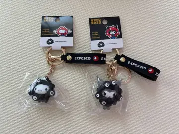 EXPO2025 블랙 미야쿠미야쿠 산리오 키링 2개 세트