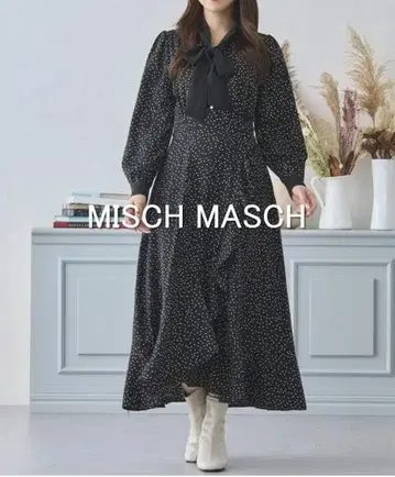 [택 포함 새상품] MISCH MASCH 보타이 도트 원피스 블랙