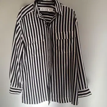 스트라이프 긴팔 셔츠 블랙 화이트