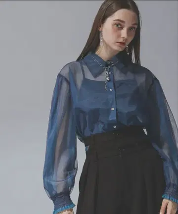 HARE 하이쇼쿠 레이어드 시어 셔츠 블루